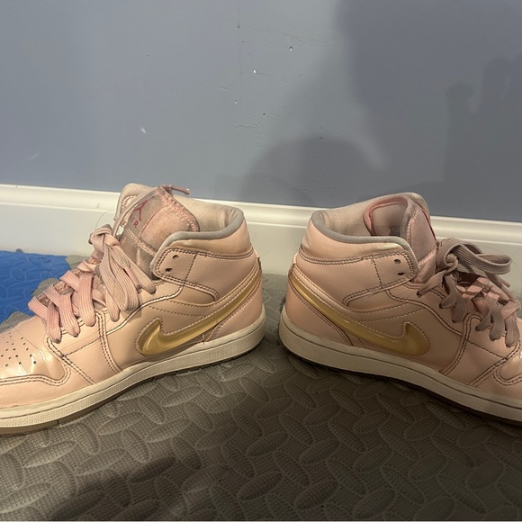 Nike Air Jordan Pink and White Sneakers size 6 - Picture 6 of 7